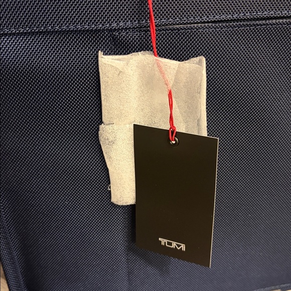 Tumi Expandable Organizer Laptop Brief Removable Laptop Sleeve & Strap Navy NWT - Picture 6 of 9